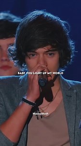 428K views · 6.8K reactions | You don't know you're beautiful ❤️ What Makes You Beautiful - One Direction Follow @musicalblush for more... #whatmakesyoubeautiful #onedirection #liveperformance #concert #music #lyrics #songs | musicalblush | Facebook