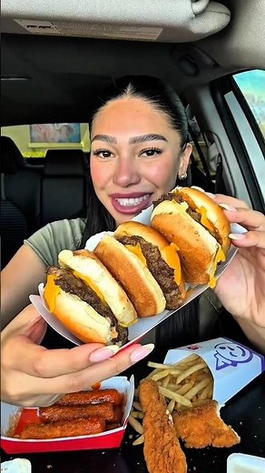 Hungry? So I Came to Jack in the Box! 🍔🤤 ASMR Mukbang #asmr #mukbang #foodasmr #foodshorts