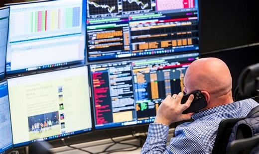 Solana ETFs find institutional backing while XRP funds depend more on retail