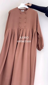 •Siz izlayotgan liboslar on Instagram: "•Oldi tugmali libosimiz sotuvda🤍 Razmer: Standart. Matreal: Barbi (Kuz, qishgi) Narxi: 350 000 so'm. Zakaz berish uchun telegram yoki directdan murojat qiling🌷"