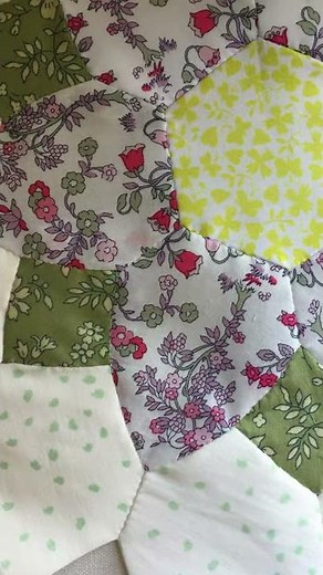 English Paper Piecing: Removing Glue Basted Papers (cuticle stick)