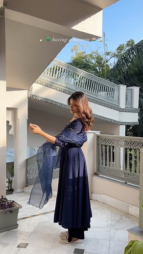 SAILI MAHAJAN on Instagram: "a simple suit never disappoints✨ Suit: @ambraee_ {Indian wear, traditional outfit, desi fit, desi wear, desi, desi core, indian wear, traditionals, Anarkali suit, outfit, explore, explore page, indian outfit} #reels #reelsinstagram #instagood #outfit #traditional #desi"