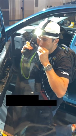 He’s one of the WORLD’s BEST to for bottom loading window Tinting methods #windowtint #competition #xdc26 | Tinter Battles