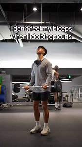 1.6M views · 16K reactions | If curls don’t hit your biceps… you’re doing them wrong. You’re not training your arms — you’re training your ego. Stop swinging, stop turning it into a shoulder workout, and quit flexing your wrist like you’re casting a spell. Clean form = bigger biceps. #fyp #Fitness #GymTok #Bodybuilding #biceps | Physique | Facebook