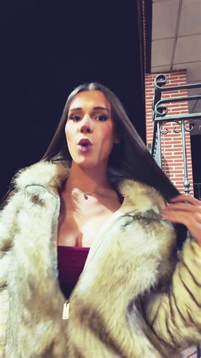 Videos de Lucía 🩵😙 (@luciaperezz4__) con “sonido original - Bad Gyal Notices”