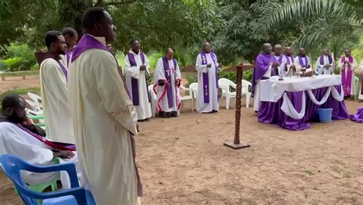 Congolese Catholic TikTok Songs from Kananga, Mbujimayi, and Kinshasa🇨🇩