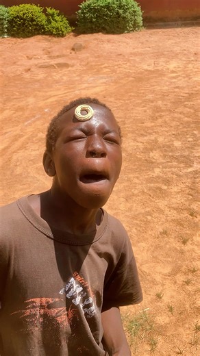 Clap hand for him 😂🤣#entertainment #funnytiktok #viralpost #videoviral