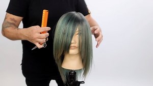 18K views · 614 reactions | This technique to cut a side swept bang and face frame is so easy and fun to do! Using this technique works for all hair types including wavy and curly hair just make sure you start a little longer with curly formations. | Matt Beck | Facebook