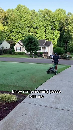 Transforming Your Lawn into a Golf Course Paradise