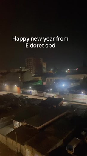 fancyveeclosetseldoret (@fancyveeclosetseldoret)’s videos with som original - Casais Perfeitos