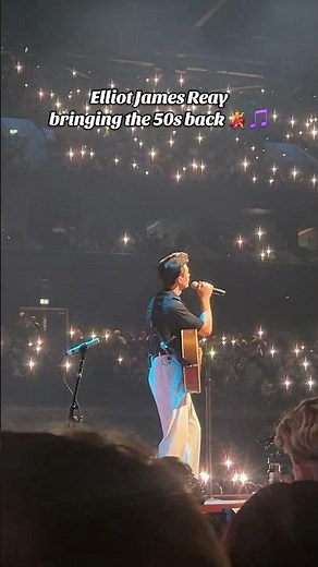 Elliot James Reay Live Manchester