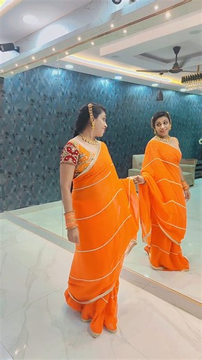 F2F neha dance class on Instagram: "Saanso ka chalna ❤️ #dance #reelitfeelit #mirrordancebyneha #trendingreels #instagram #bollywood #explore #viral #dancer #song #oldsong #reels #explorepage #content"