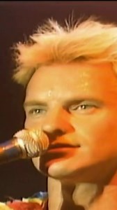 #EarthDay The Police performing ‘Walking On The Moon’ live in 1983 🌕🌍 | The Police