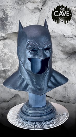 Batman cowl inspired by the art of Jason Fabok.Cast in high quality latex, the ears of the cowl have been filled to hold there shape. Flexible cowl that is comfortable to wear, work for head sizes between 23-24 in, measured around the forehead.... #BatmanCowl #batmancostume #batmancosplay #batcowl #thecavecw #jasonfabok #dccomics #batman #comics #dc #superman #threejokers #dcuniverse #joker #comicbooks #batgirl #brucewayne #bradanderson #prime #redhood #justiceleague #jimlee #thejoker #dcblackla