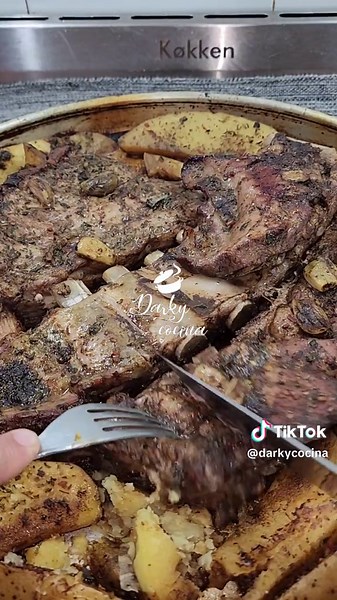 Pechito de Cerdo al Horno con Papas: Receta Facil