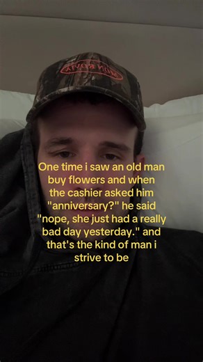 EC (@ericcromartie)’s video of flowers