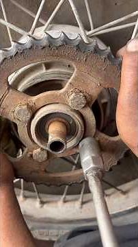 Oh my god 😱Installation of chain set in bike easy way#shortsfeed #youtubeshorts #viral #experiment