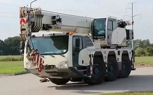 特雷克斯 Terex Challenger 3160 起重机展示 欧卡2移动式起重机雷德45原型