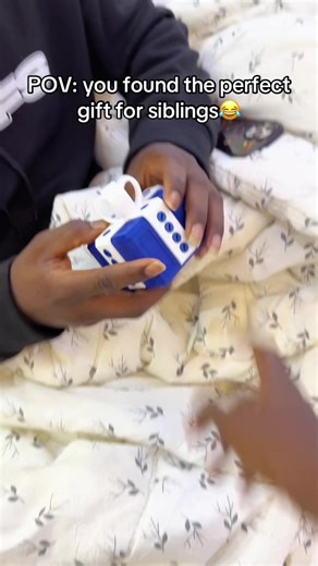 This is perfect for all siblings #memestiktok #prank #siblings #gaggifts