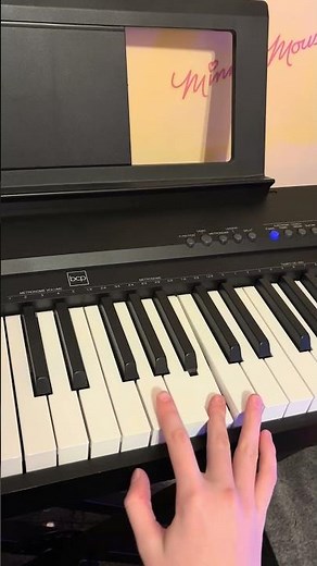 How to play Aria Math easy piano tutorial #trendingshorts #easypianotutorial #minecraft #ariamath