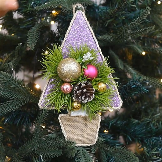 DIY mini Christmas tree ornament | Viral Clip