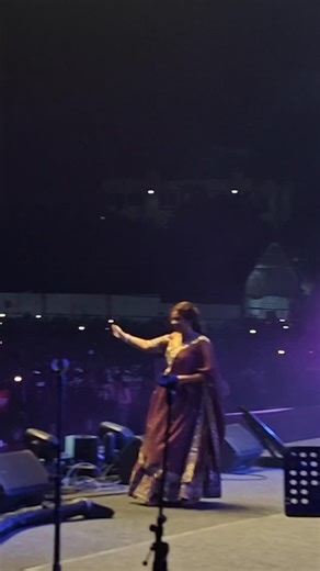 Harsh Computer__29 on Instagram: "Khasadar sanskritik mahotsav 2025 Shreya Ghoshal live concert #shreyaghoshal #shreyaghoshalliveinconcert #shreyaghoshalsongs #shreyagoshal #viralreels #khasdarsanskrutikmahotsav #instagram #virals #view #shorts #trending #nagpur #viralvideos #viralvideo #vip #view #shreyaghoshal #shreyaghoshal💖 #song #"