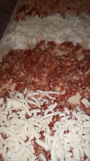 Delicious Long Rectangular Pizza Preparation Process