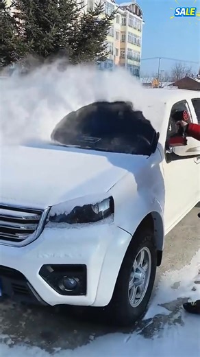 💨 Αυτός ο νέος φυσητήρας με μπαταρία ιόντων λιθίου είναι απλά καταπληκτικός! Ιδανικός για το καθάρισμα φύλλων, το ξεσκόνισμα εξοπλισμού, τον καθαρισμό του αυτοκινήτου σας ή τη συντήρηση του σπιτιού σας — ακόμα και για την απομάκρυνση χιονιού το χειμώνα, τα κάνει όλα γρήγορα και αβίαστα! 🔋 Ασύρματος σχεδιασμός – απόλυτη ελευθερία κινήσεων! Χωρίς δυσκίνητα καλώδια, μπορείτε να το χρησιμοποιήσετε όπου το χρειάζεστε. Ο ισχυρός χάλκινος κινητήρας παρέχει υψηλή ταχύτητα περιστροφής και σταθερή δύναμ