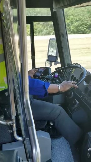 Greyhound bus driver bus 6201