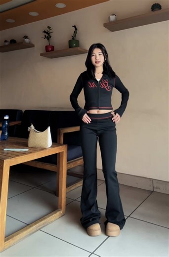 Explore the Most Demanded Fashion Set from Unique Collection