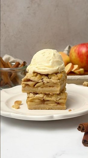 Apple Pie Bars 🍎