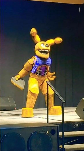 Spring Bonnie cosplay stage Walk #fnaf #cosplay #fivenightsatfreddys #springtrap #springbonnie #edit