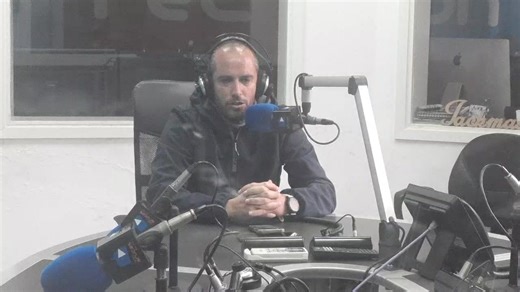 3.6K views · 15 reactions | El pasado mes de diciembre se presentaron las nuevas programaciones de 'Senderos en Familia' y 'Arucas en la Senda 2026', dos iniciativas ya consolidadas que fomentan el disfrute del entorno natural y la práctica de actividad física entre la ciudadanía. José María González, concejal de Deportes y Medio Ambiente , visita #lasmañanasdearucas para informarnos sobre la programación de 2026. | Radio Arucas | Facebook