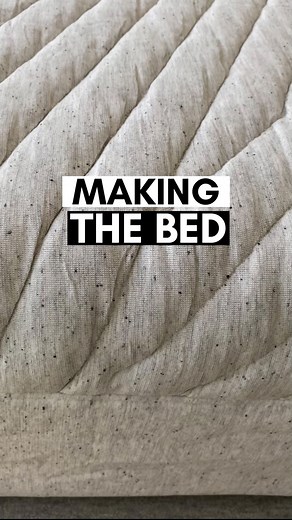 Lori Williamson | My Weekly Bed Making Routine . Here’s my weekly routine for maintaining my mattress and changing the bed sheets (time permitting): 🛏 Remove... | Instagram