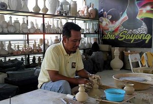 Labu sayong miliki peminat tersendiri, proses pembuatan perlu terus diwarisi