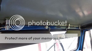 YJ Hardtop latches for windshield frame