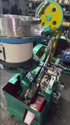 M8 Automatic screw bolt steel threading machine #M8threadingmachine #threadingmachine