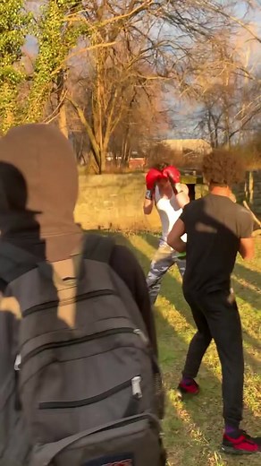 Bro got sent into another dimension 🥊 (via IG: Gaelenphotos) #knockout #boxing #ko #knockedthefout #brawl #backyardboxing #box #haymaker #ktfo