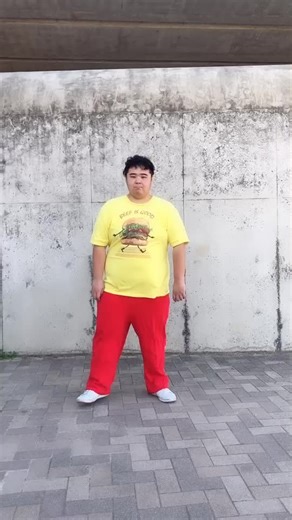 ペニーワイズのダンス動画 | デブのダンス挑戦！