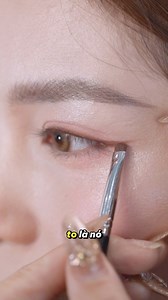 Hướng dẫn cách kẻ eyelin bằng màu mắt #nenclolo #myphamhaanhchinhhang #xuhuong #Daotaomakeupchuyennghiep | Lê Hiền