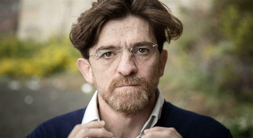 Napoli a Parigi, fantasmi al Louvre nel segno di Eduardo