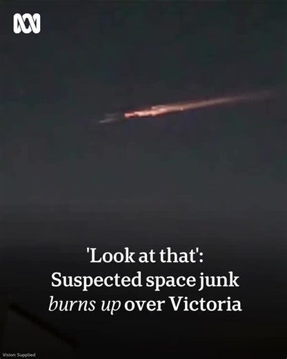 Did you see it? 👀💥✨ Suspected space junk has been caught on video burning up over Victoria's night sky. An astrophysicist has confirmed it wasn't a meteor. If you captured footage of it coming through the atmosphere, drop it in the comments for a chance to feature in our 7pm bulletin. ⬇️ Read more: https://www.abc.net.au/news/2026-02-03/bright-light-seen-in-victorian-skies-not-meteor-but-space-debris/106298226 Get the news that matters to you straight from the source. Download the ABC NEWS app