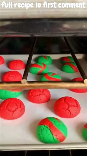4-Ingredient Christmas Jello Cool Whip Sugar Cookies Festive Crinkle Sugar Cookies with Jello & Cool Whip Magic Recipe Ingredients: 1 box white or vanilla cake mix 1 tub (8 oz) Cool Whip, thawed | Easy Recipes