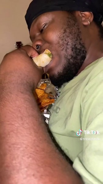 Easy Raw Vegan Kale Wrap Recipe