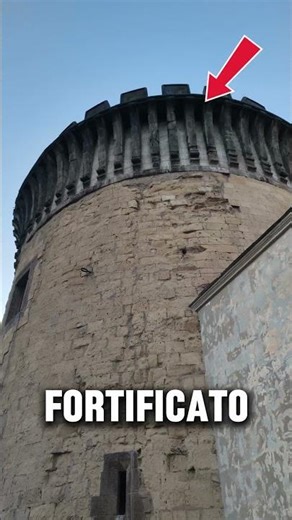 Castel Nuovo o maschio Angioino? 🏰📜🎙️ #curiosità #storia #history #luoghidavisitare