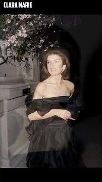 Jackie Kennedy’s Valentino Dress That Changed Fashion Forever | 1979 Style Icon