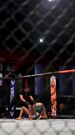 Masterclass performance by Mackenzie Dern 😤 #ufc #dernvshill #mackenziedern