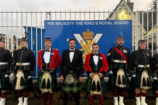 Jimmy Fallon hosted by Scottish soldiers after chance encounter