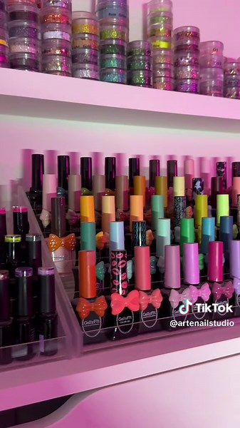 Arte Nail Studio: Luxe Nail Experience Awaits You