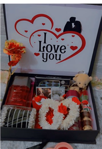 Creative Valentine Day Gift Design Ideas